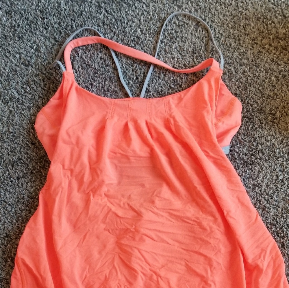 Lululemon Flow and Go tank